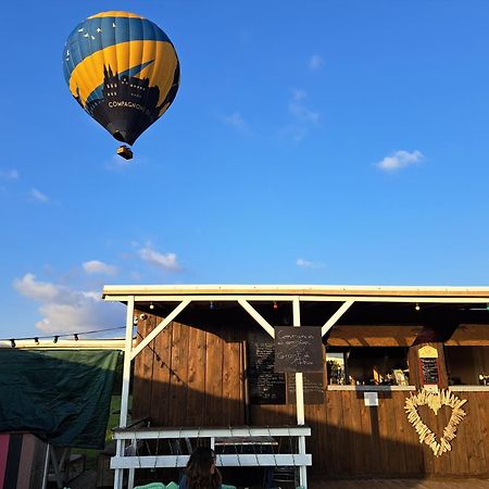 Gite De La Tour De Loire - 65 M2 Au Pied D'Une Tour De Gue Du 17Eme Siecle Mer Zewnętrze zdjęcie