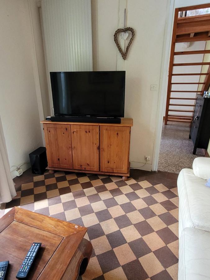Gite De La Tour De Loire - 65 M2 Au Pied D'Une Tour De Gue Du 17Eme Siecle Mer Zewnętrze zdjęcie