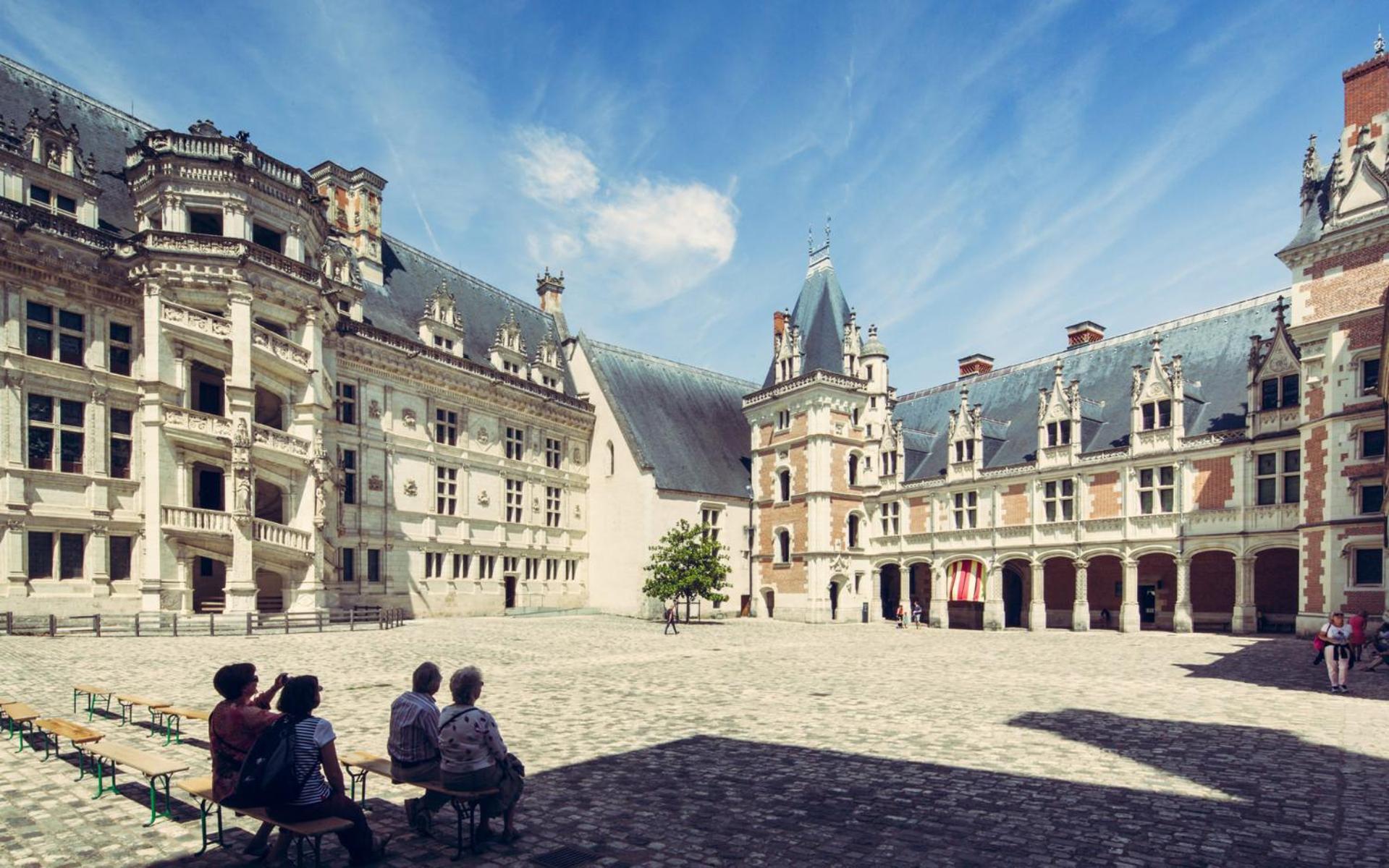 Gite De La Tour De Loire - 65 M2 Au Pied D'Une Tour De Gue Du 17Eme Siecle Mer Zewnętrze zdjęcie
