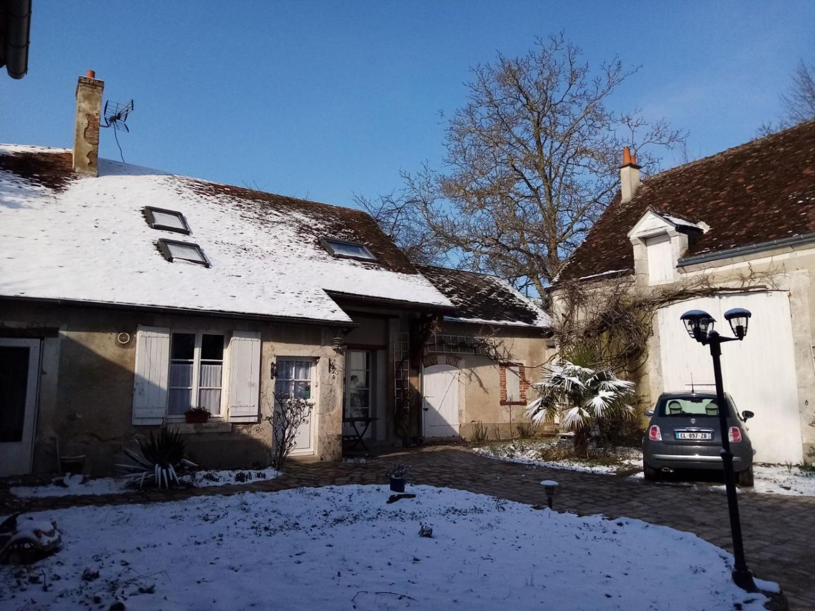 Gite De La Tour De Loire - 65 M2 Au Pied D'Une Tour De Gue Du 17Eme Siecle Mer Zewnętrze zdjęcie